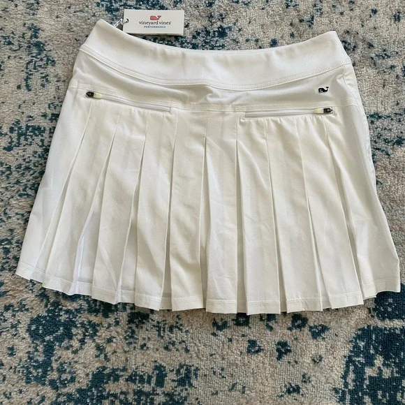 Vineyard Vines White Pleated Mini Skirt NWT size small cute - Picture 4 of 8